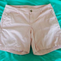 Size 10 a.n.a Women's Pink Twill Shorts