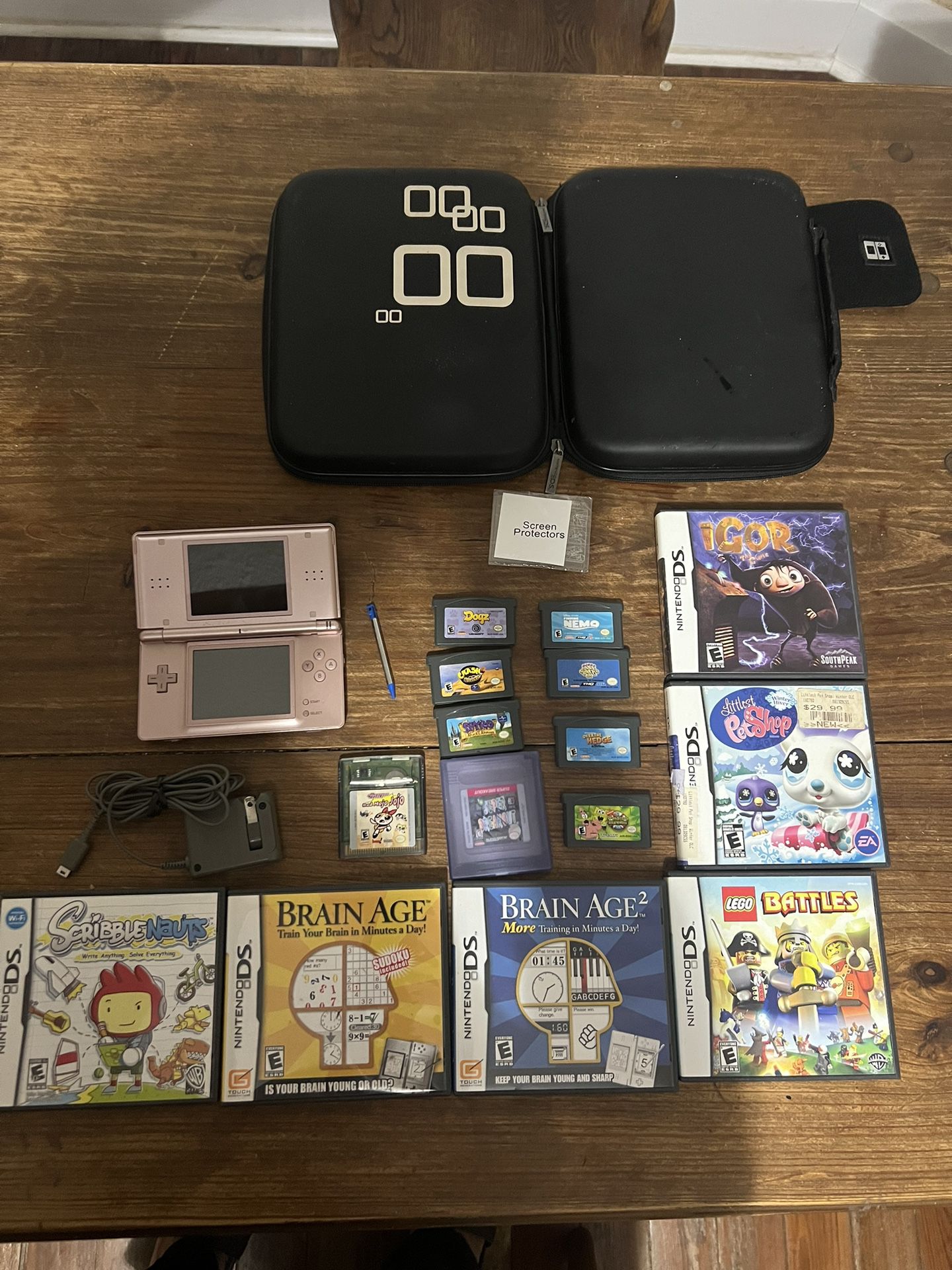Nintendo Ds 24 Games And Case