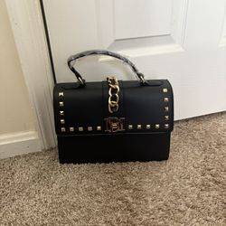 Black Medium Purse