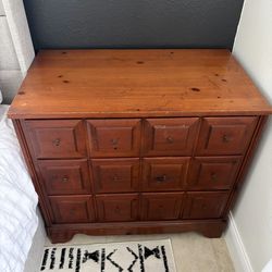 3-drawer dresser