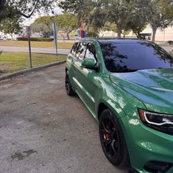 Jeep Grand Cherokee SRT