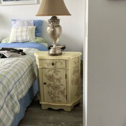 Lamp N End Table 