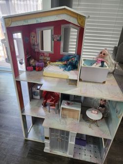 Rainbow Dollhouse