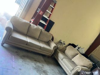 Sofa & loveseat