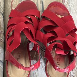 Beautiful Red Sandel Made By Ellen Tracy Brand New 