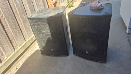 Mackie S512 12" 2-Way Passive Loudspeakers