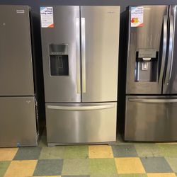 Whirlpool Stainless Steel French Door Refrigerator‼️