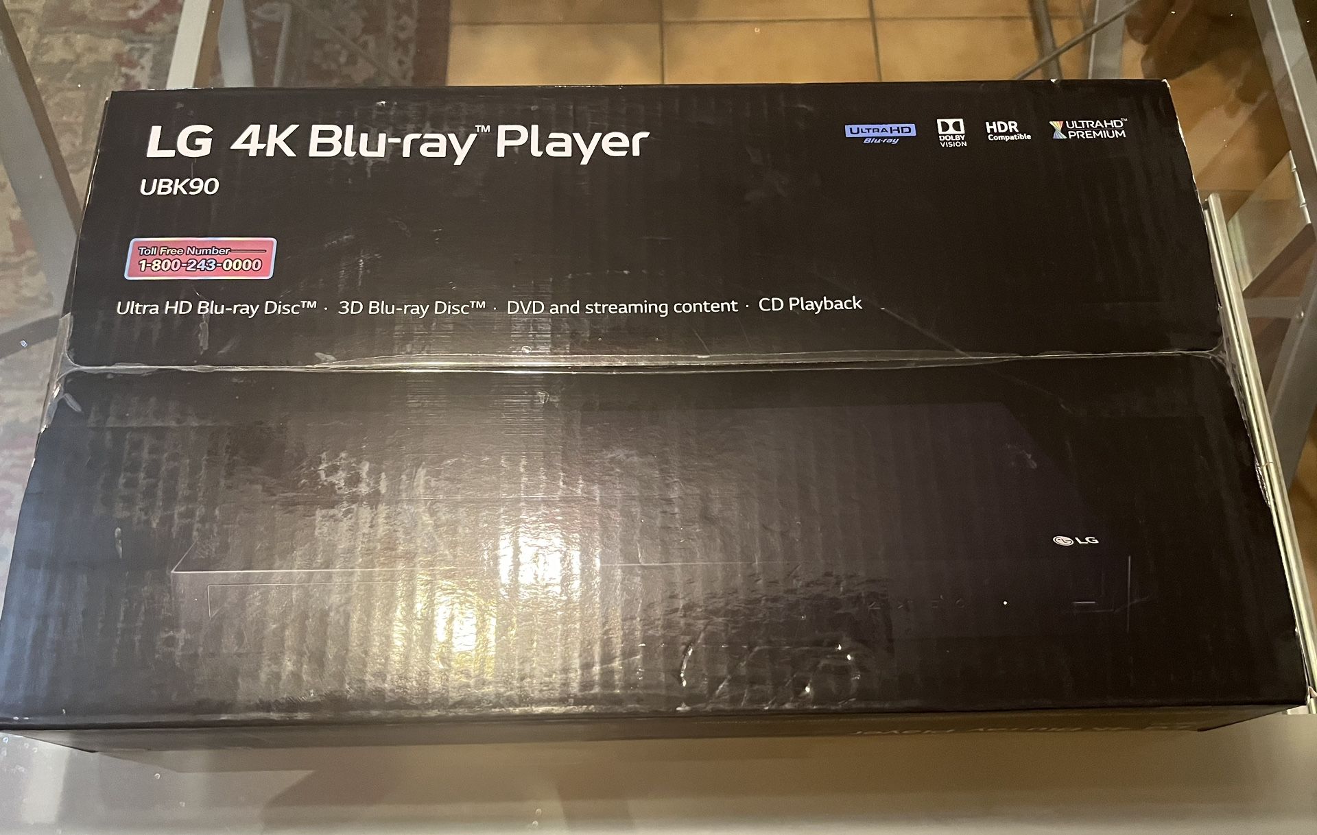 New LG UBK90 Blu Ray Disc DVD Player