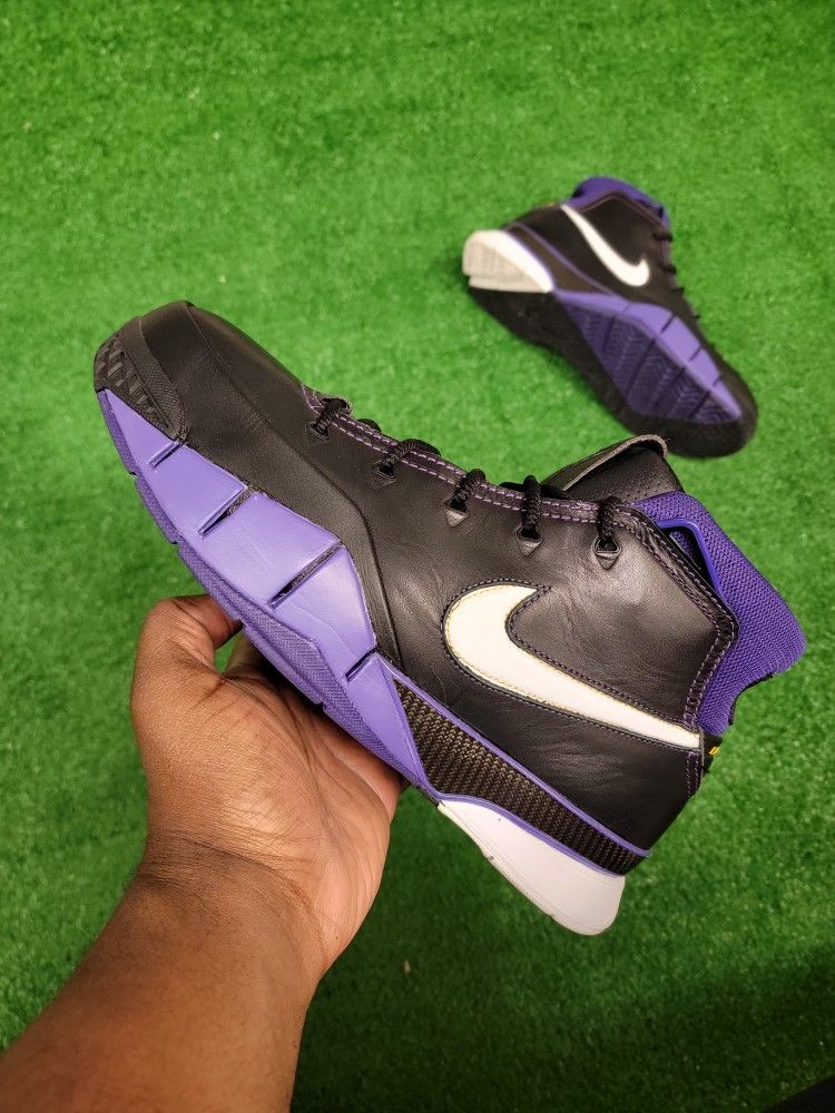 Nike Kobe 1 Blackout size 11 lightly used no box