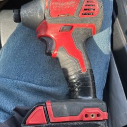 Milwaukee Impact Drill 