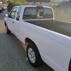 2000 Nissan Frontier 