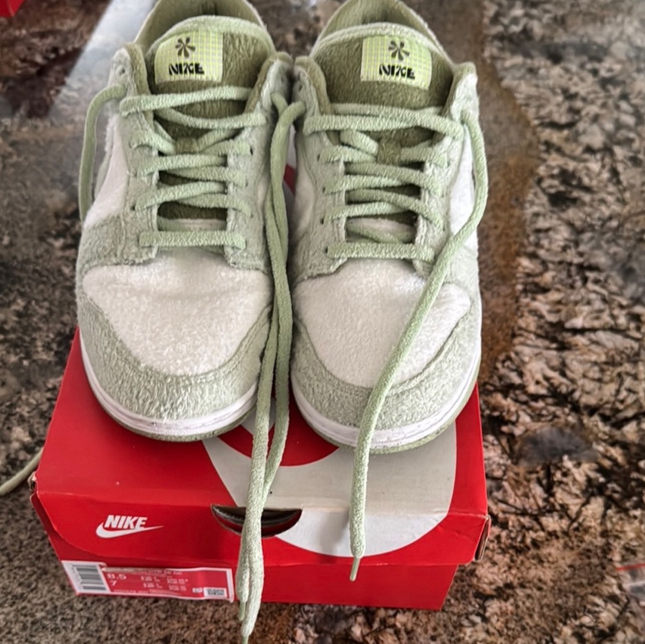 Nike Dunk Low - Women’s 8.5
