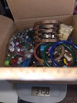 4 LB Mixed Jewelry Lot Wearable Craft Repair Earrings Necklaces Bracelets