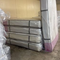 Queen size mattresses finished on both sides quilted 9 inches thick for $200 each queen size full-size $250 each twin size $165 each and king size $30