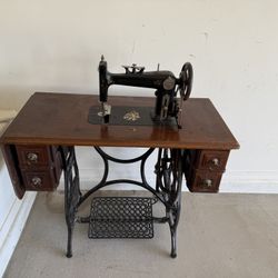 Sewing Machine 