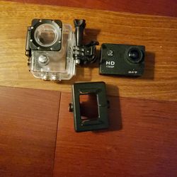 CAMERA & UNDERWATER CASE