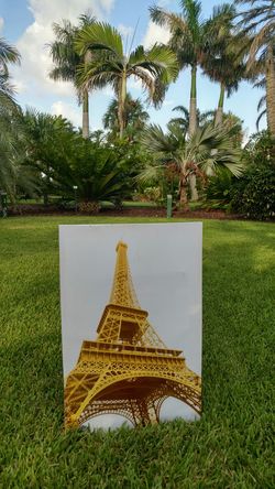 A Nice Lg Picture Of The Eiffel Tower 35" Height 25" Width