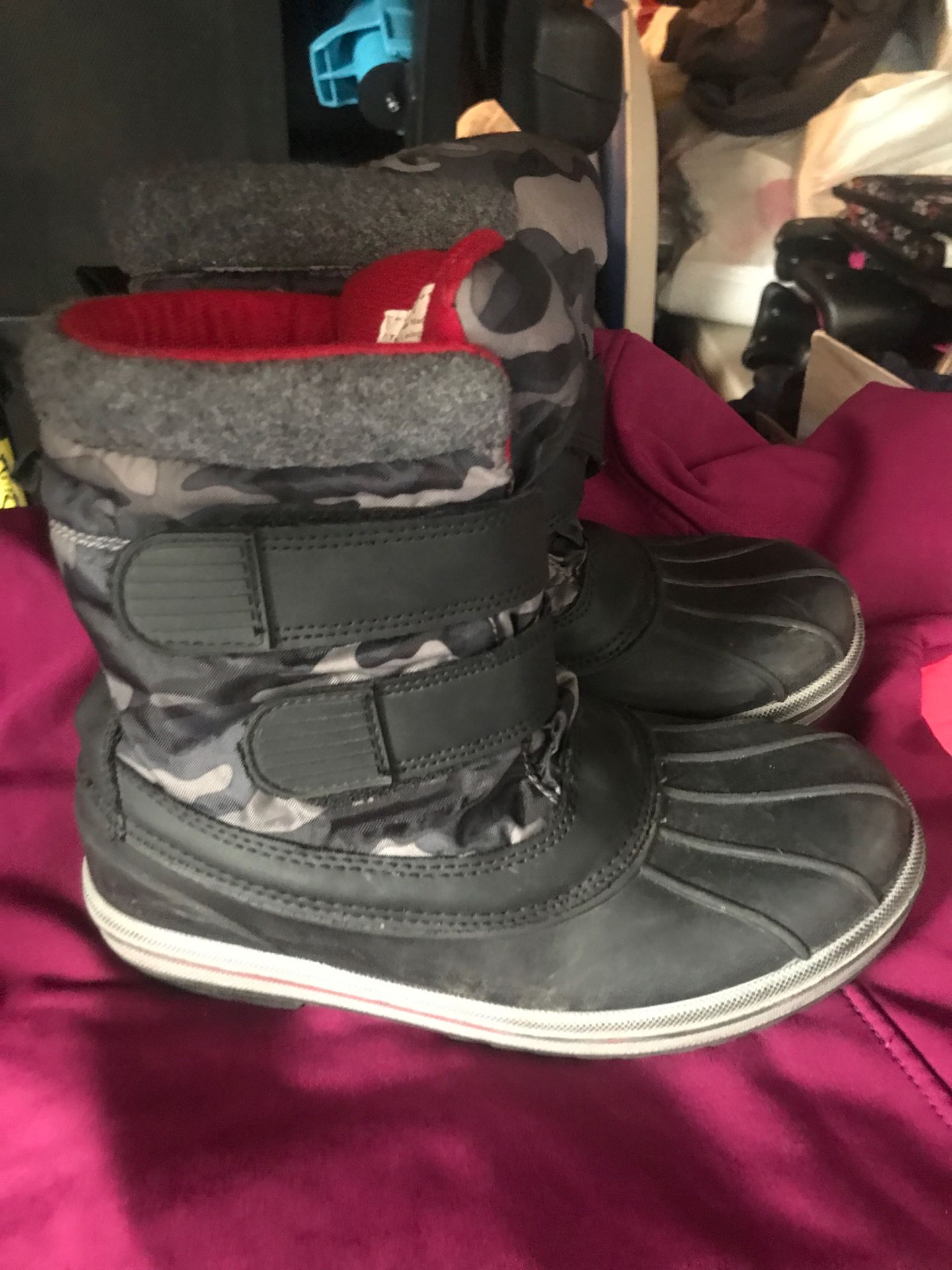 Boys rain/snow boots