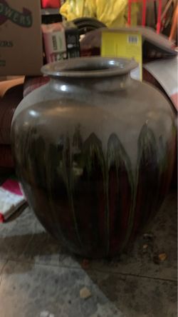 Pottery barn vase
