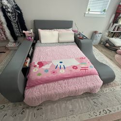 Queen Size Bed