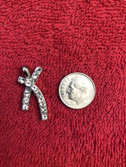 bow pendant