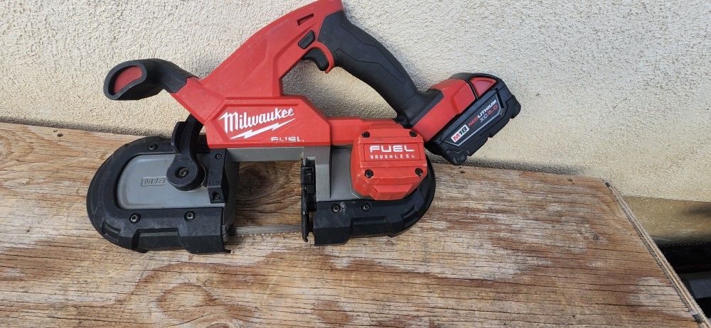 Milwaukee Bandsaw M18 Tool Battery 5ah