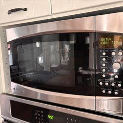 Microwave / Convection Oven