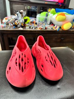 Size 3 Adidas Yezzy Foam Rnr
