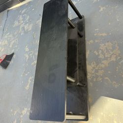 Free Mini Table/ Shoe Rack (three)