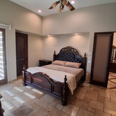 KING BEDROOM SET