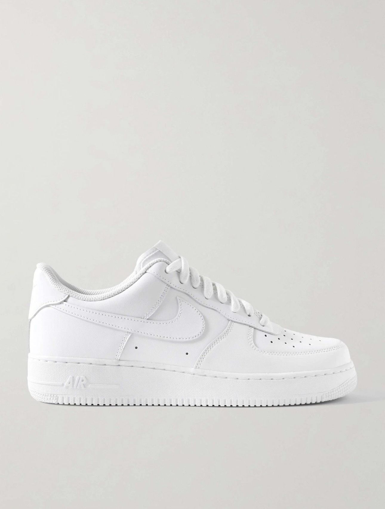 Nike Air Force 1'07 Size 6Y