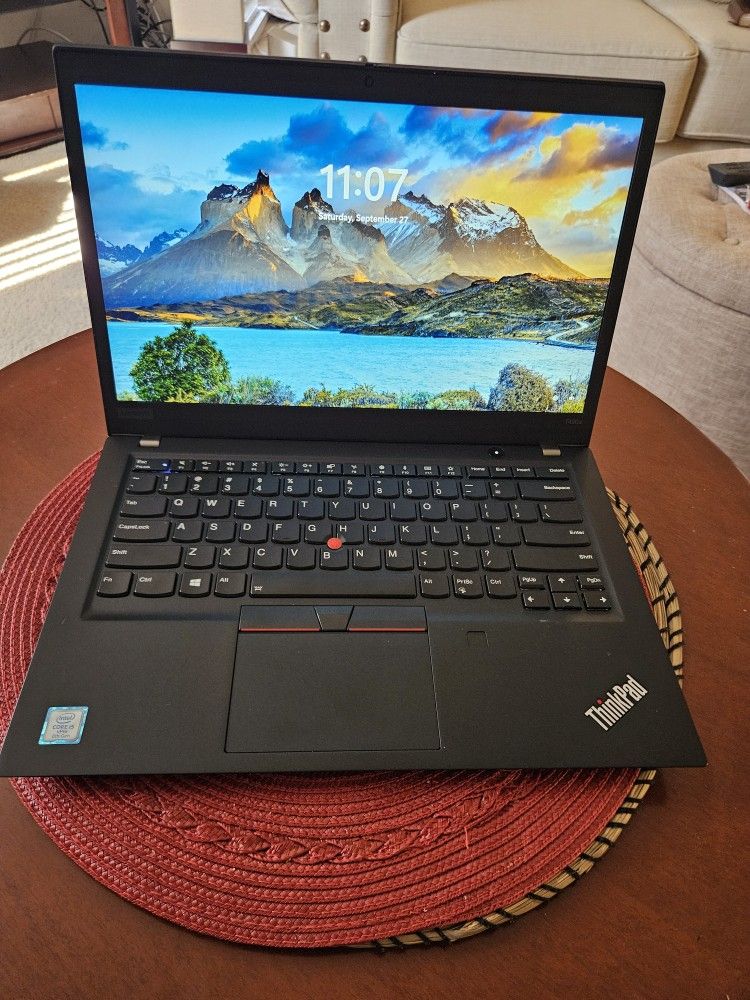 Lenovo ThinkPad T490s i5 8gb Ram 256gb SSD Drive Win 11Pro