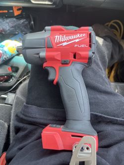 Milwaukee 1/2 torque impact wrench