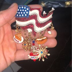 Large Pin / Pendent Broche