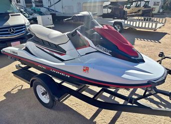 2017 Yamaha WaveRunner EX Sport, great condition LOW hours