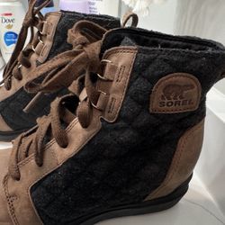 Sorel Winter Boots (8)