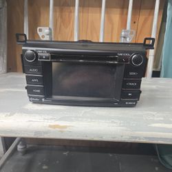 Radio. Toyota Rav4 2018