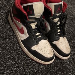 Air Jordan Nike Shoes Size 8
