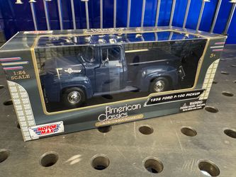 MotorMax 1956 Ford F-100 Pickup – 1:24 Die-Cast Model