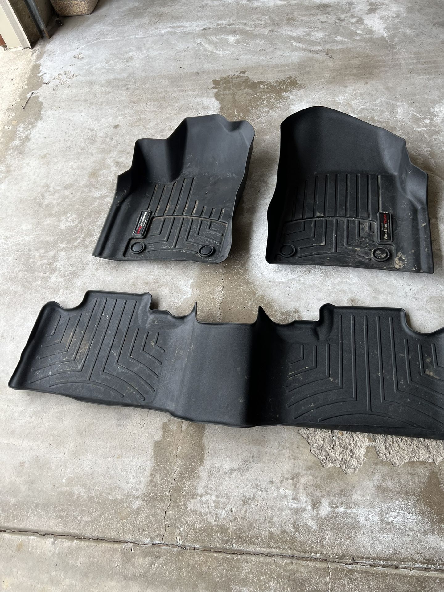 Weathertech Mats 2020 Jeep Grand Cherokee for Sale in Frankfort, IL