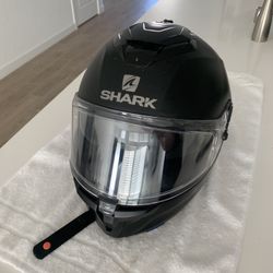XL Shark Motorcycle Helmet 