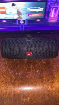 JBL Charge 4