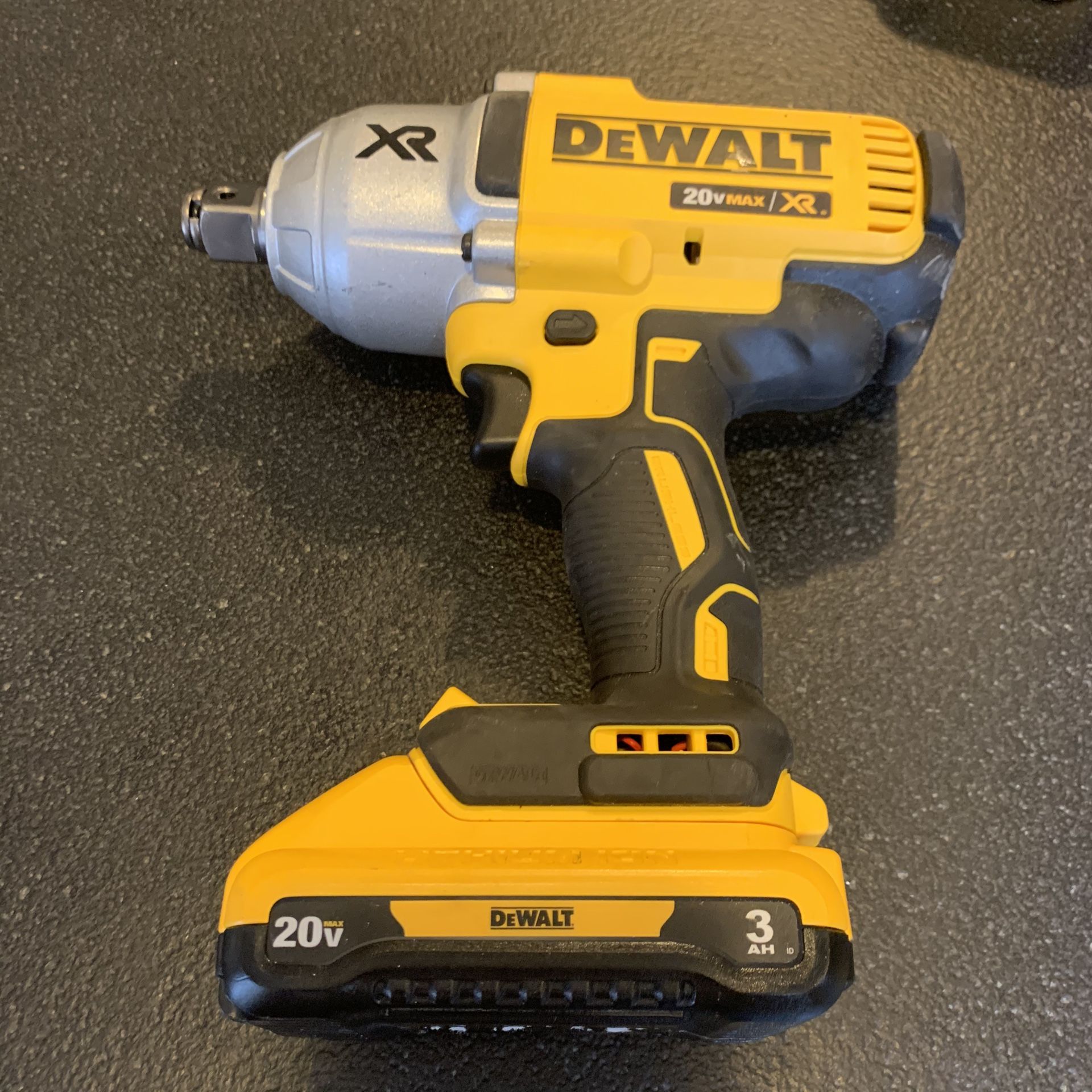 20-Volt MAX XR Lithium-Ion Cordless Brushless High Torque 3/4 in. Impact Wrench