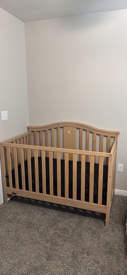 Crib with Mattress