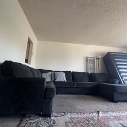 Living Spaces Couch 