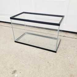 Reptile Aquarium Tank  - 10 Gallon 