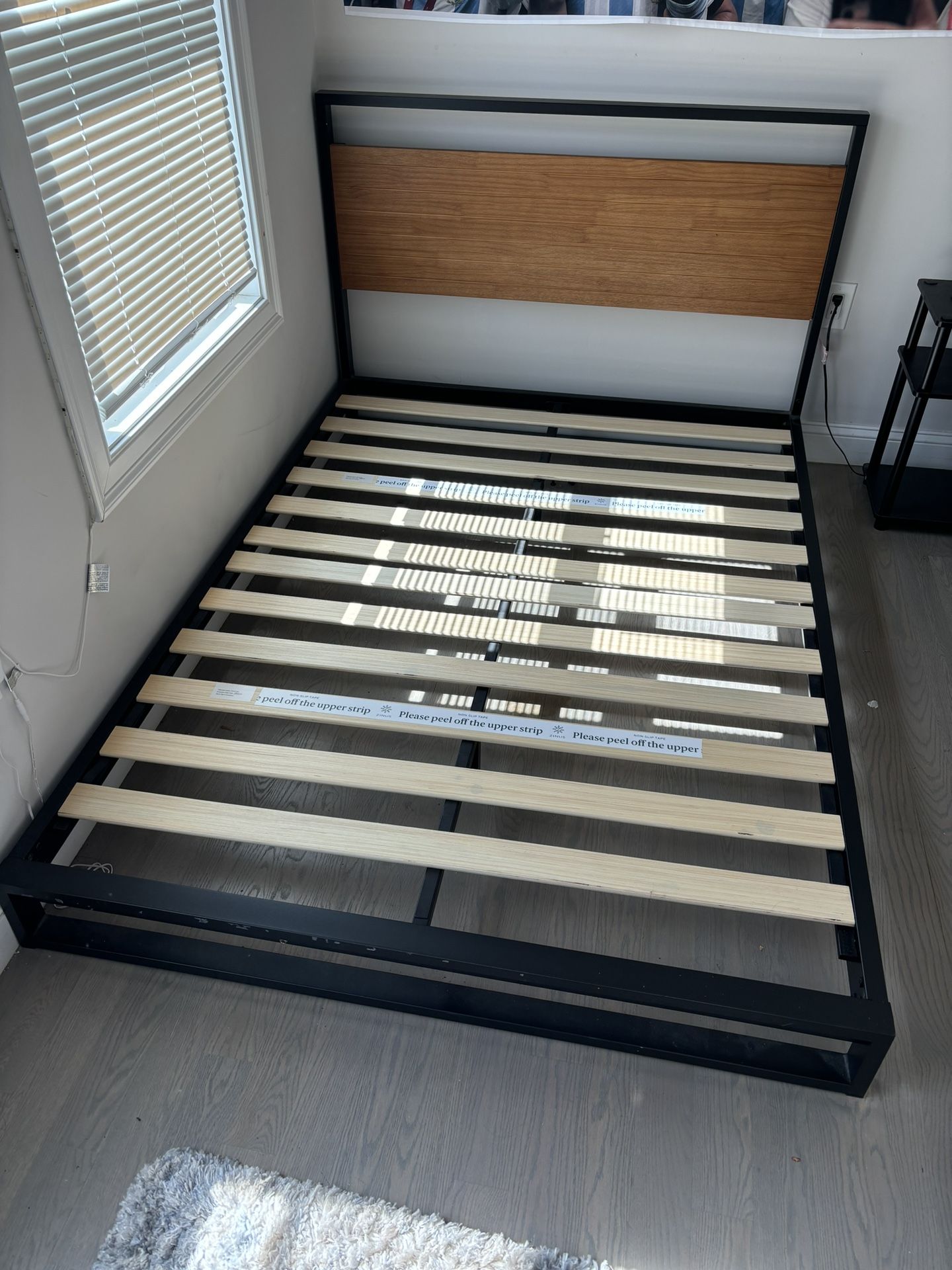 Zinus Full Sized Bed Frame