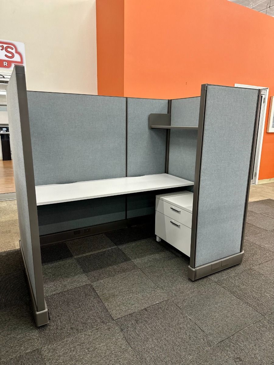 Herman Miller AO2 Cubicle (4'D x 6'W x 67"H)