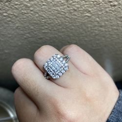 Designer Wedding/ Promise Ring size 7 For Only 50$