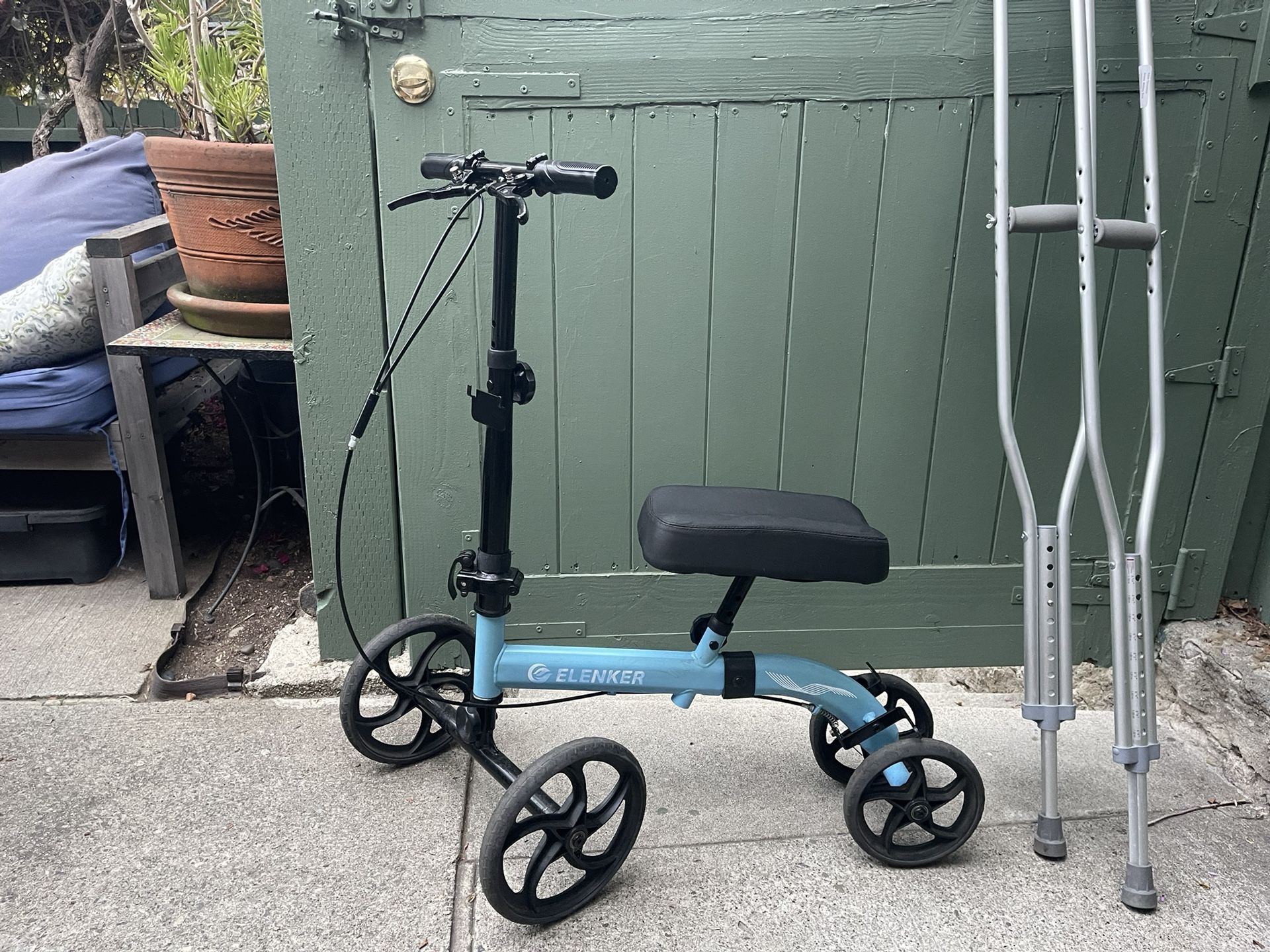 Knee Scooter (free Crutches & Boot)